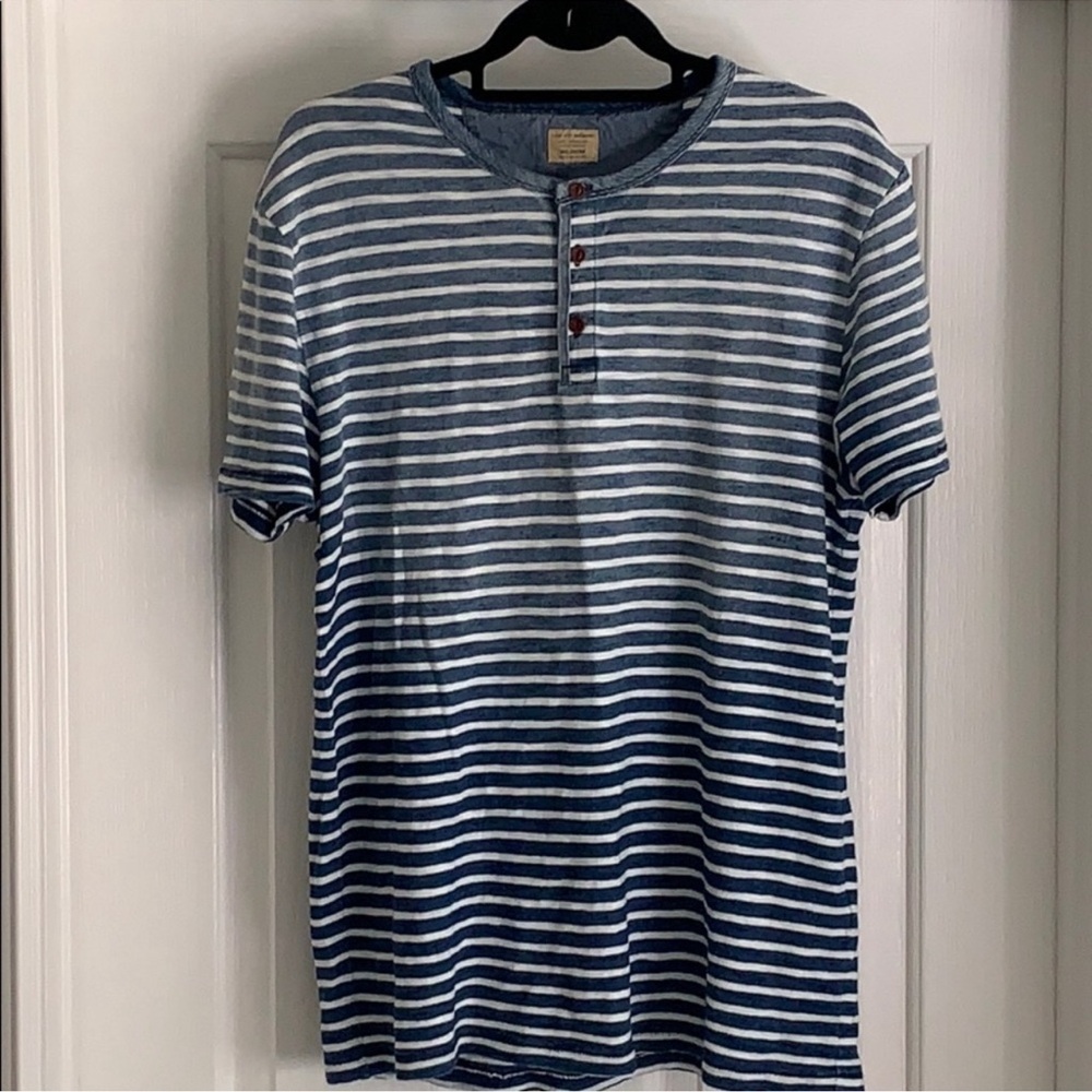 Lucky Brand Blue and White Striped Quarter Button-up Short Sleeve Tee M